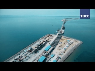 Половина опор Крымского моста возведена