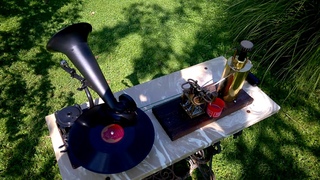Steam powered gramophone