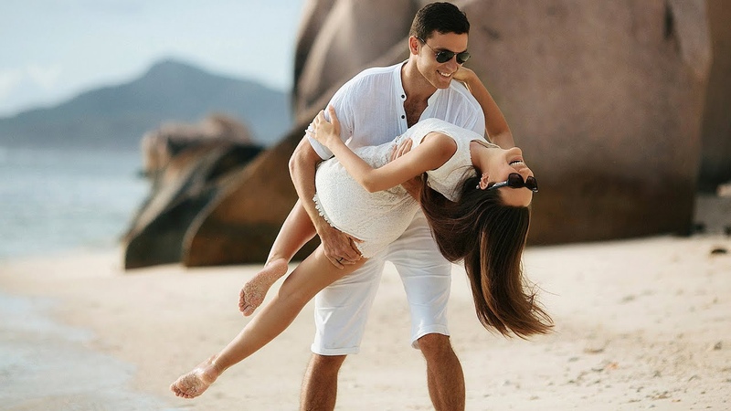 Julio Iglesias And I Love Her Dim Zach Edit (music