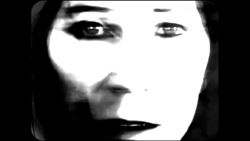 Kim Deal A Good Time Pushed ( Official