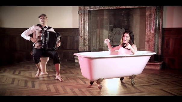Bianca Atzei Non puoi chiamarlo amore ( Official