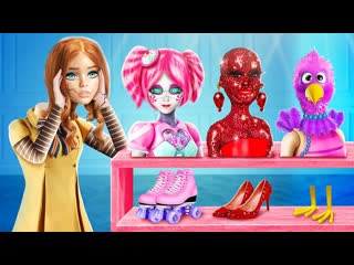 Куклы в реальной жизни! Как сделать игрушки из мусора!