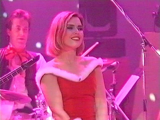 Kim Wilde - Santa Claus Is Coming To Town LIVE @ Tonight with Jonathan Ross 50 fps 24/12/1990