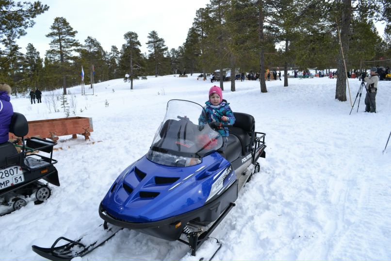 Лена Канева | Краснощелье