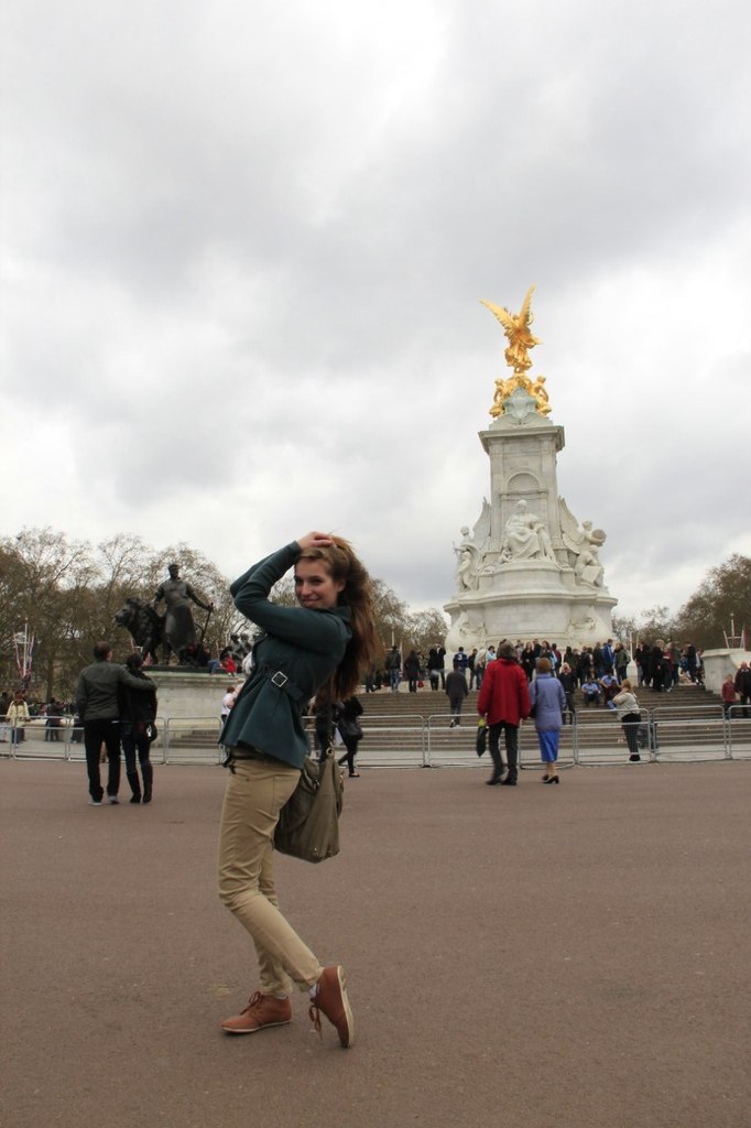 Вика Томаш | Berlin