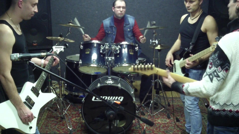 Metallica cover bleeding