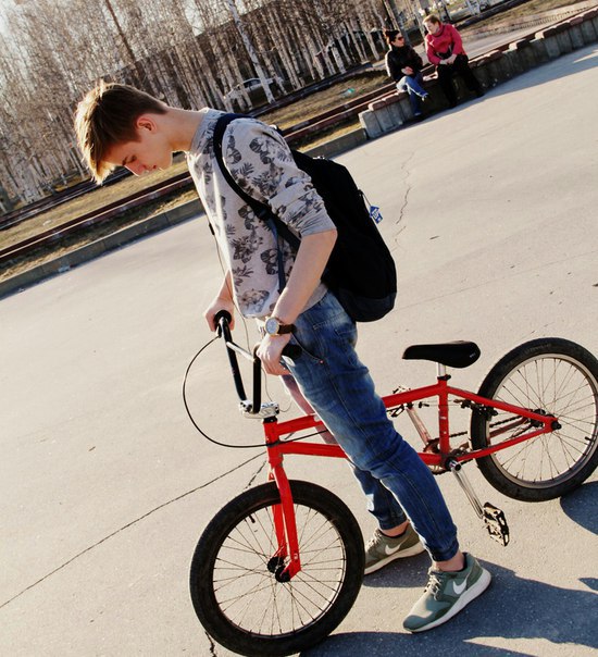 Макс Поперечный, Россия, Москва