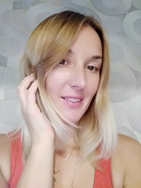 Нина Романова
