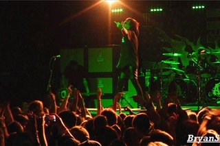 Attila - “Middle Fingers Up“ Live!
