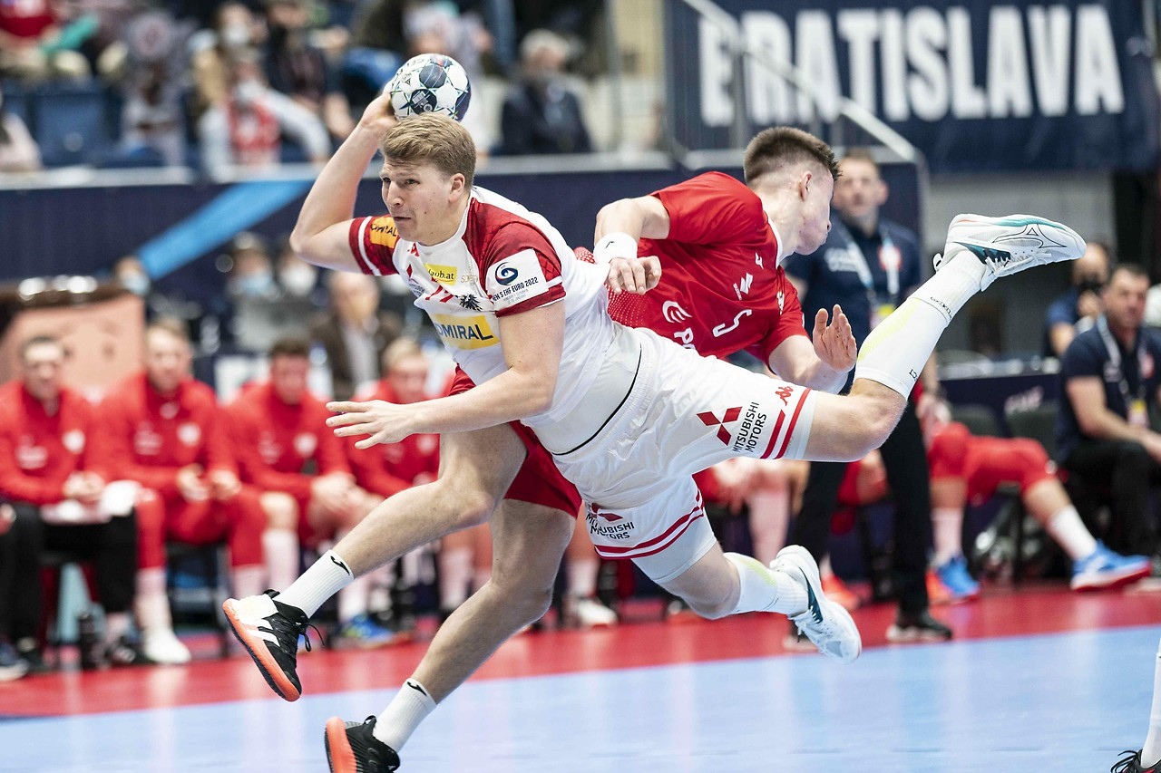 Курс Евро. День 2. То густо, то пусто: в трех матчах пятницы зажигали немцы, исландцы и поляки, изображение №2