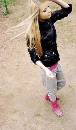 Анна Комарова |