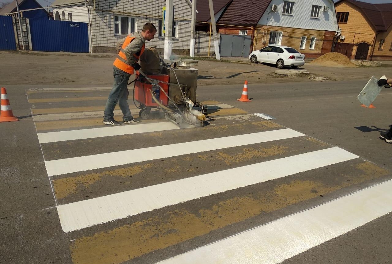 Покраска дорожной разметки